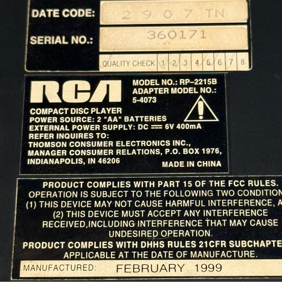 RCA CD Player NOT WORKING - Picture 3 of 4